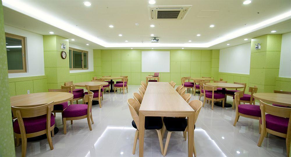 Jeju Arumdaun Resort Sihung-ni Екстер'єр фото